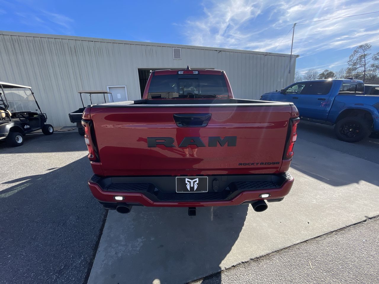 Vehicle Image 7
