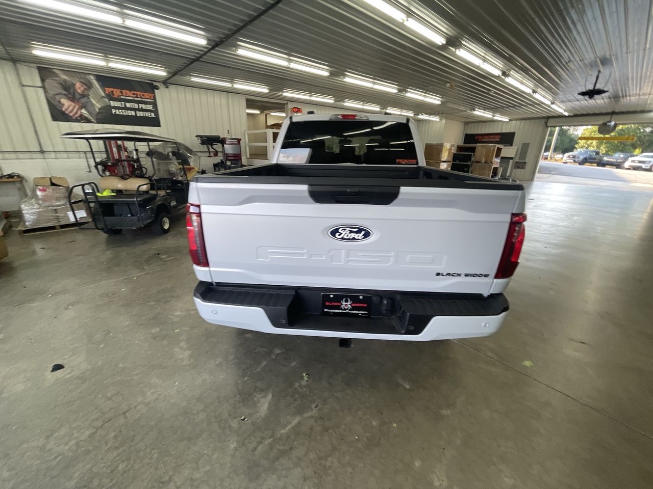 Vehicle Image 6