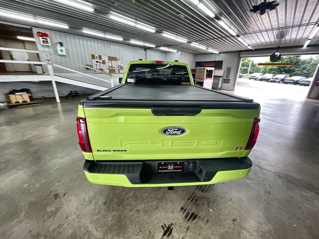 Vehicle Image 7