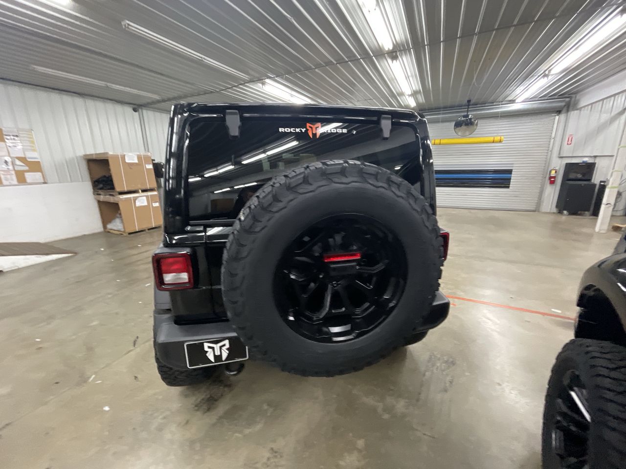 Vehicle Image 6