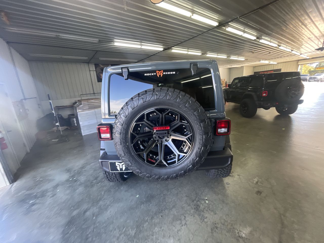 Vehicle Image 7