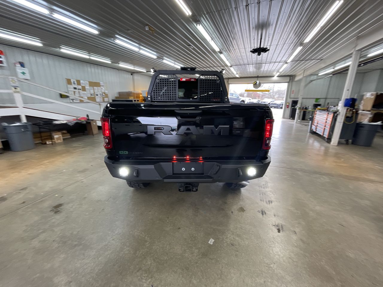 Vehicle Image 7