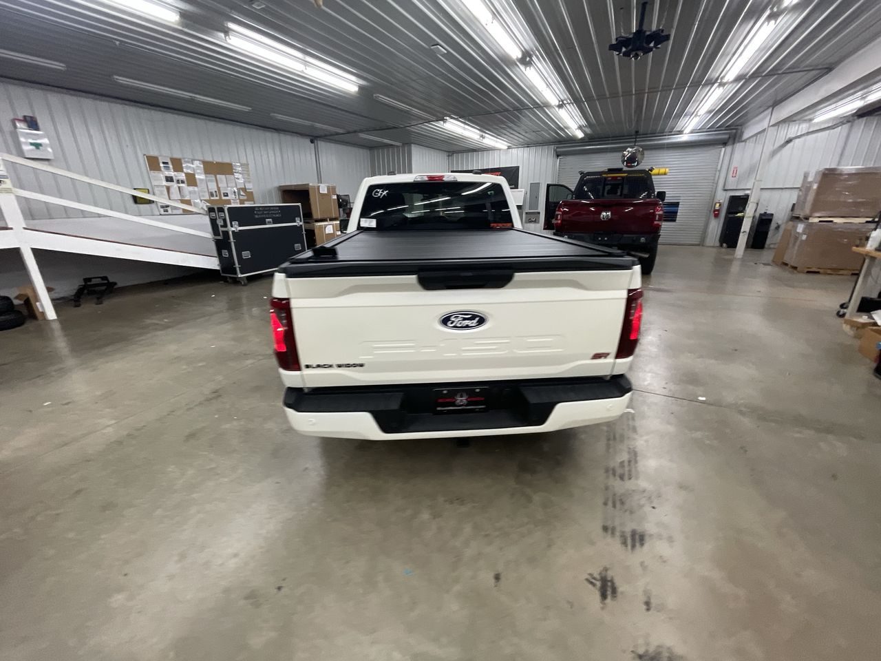 Vehicle Image 7