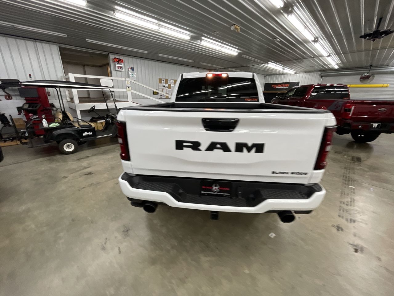 Vehicle Image 7