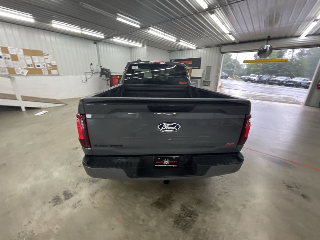 Vehicle Image 6
