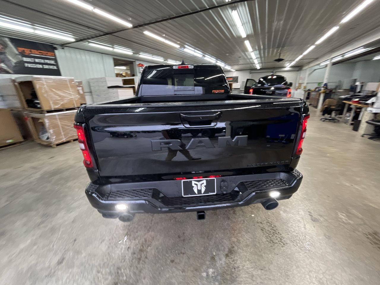Vehicle Image 7