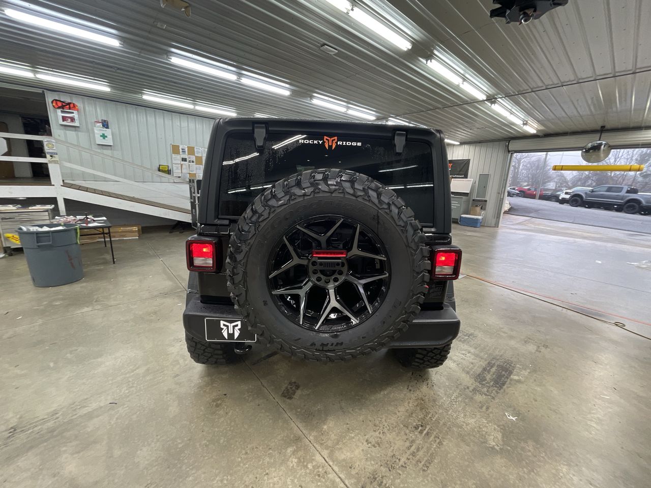 Vehicle Image 7