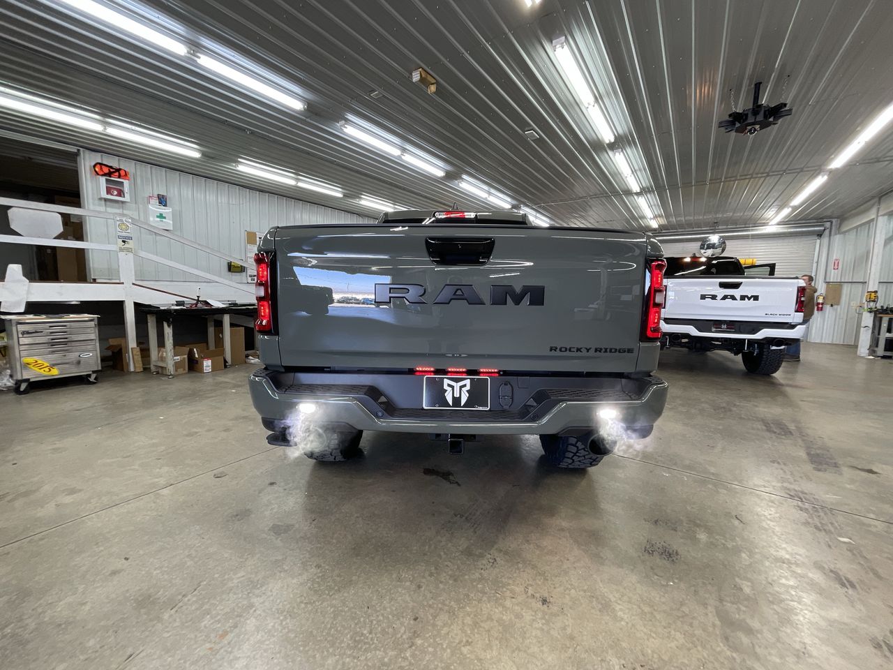Vehicle Image 7