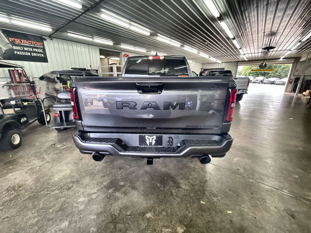 Vehicle Image 7
