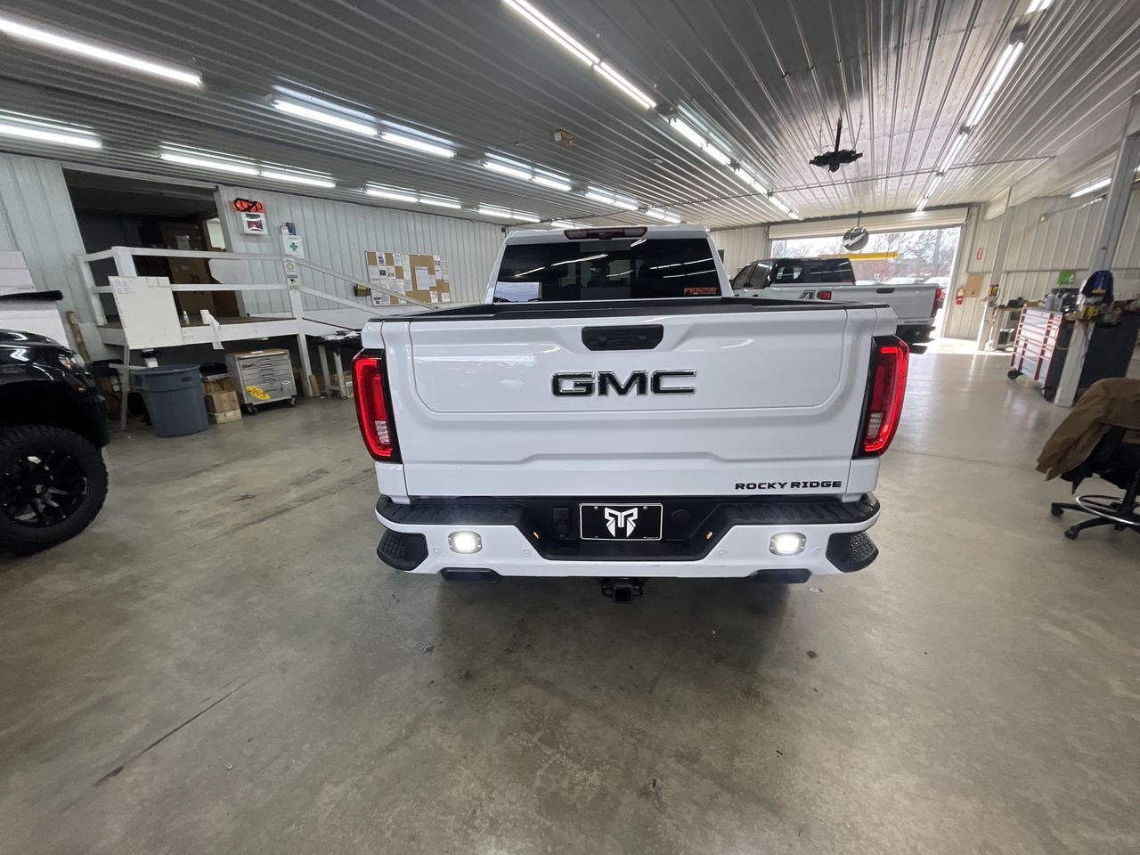 Vehicle Image 7