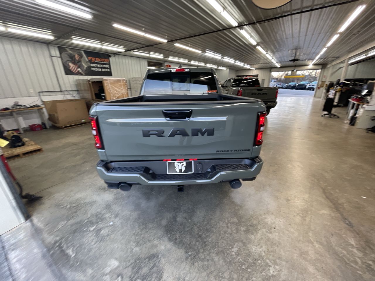 Vehicle Image 7