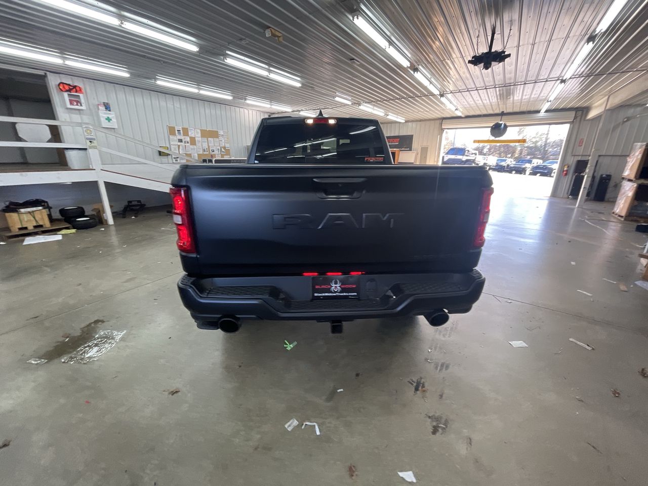 Vehicle Image 7
