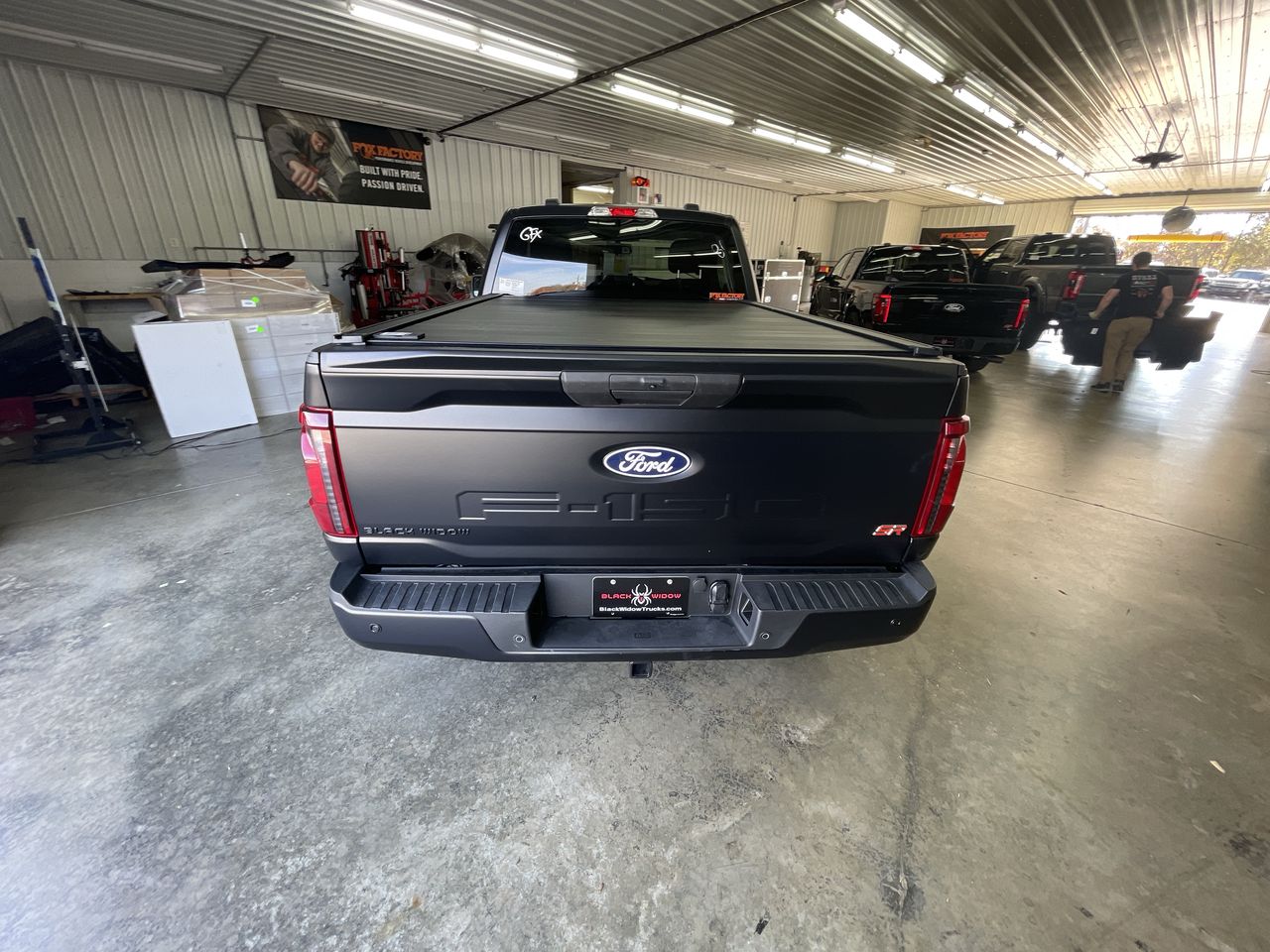 Vehicle Image 7
