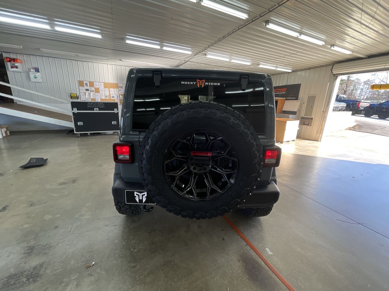Vehicle Image 7