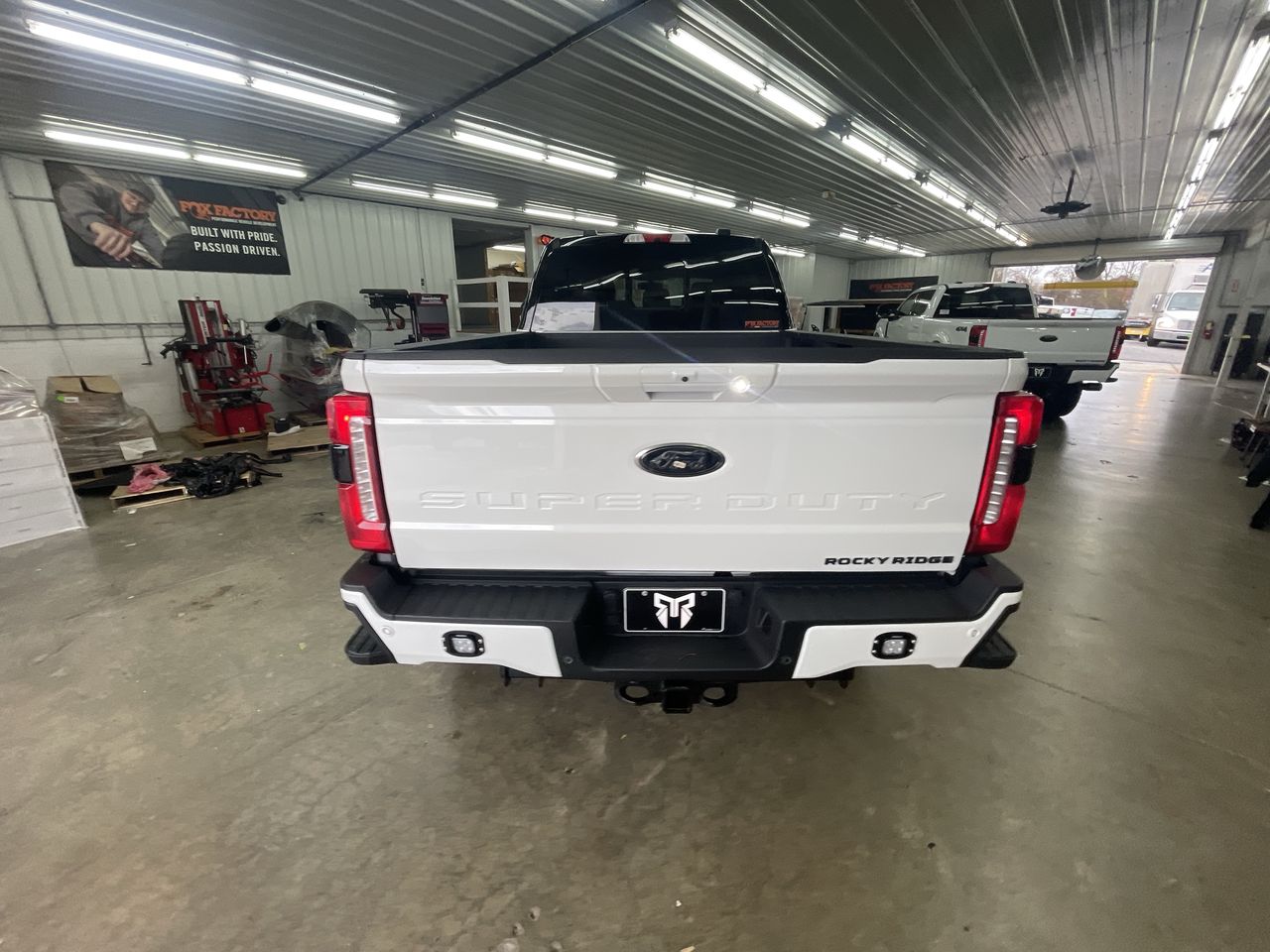 Vehicle Image 7