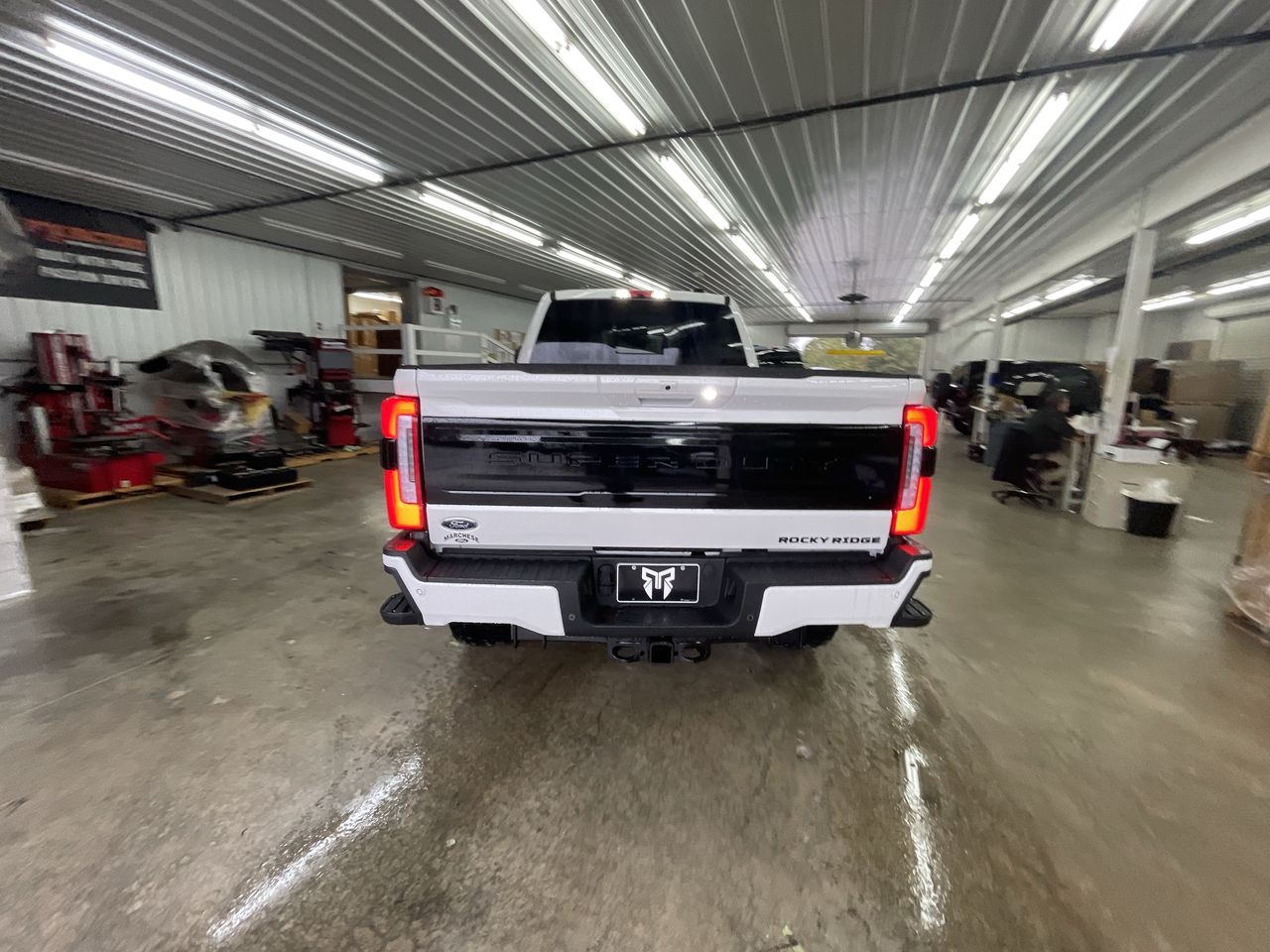Vehicle Image 7