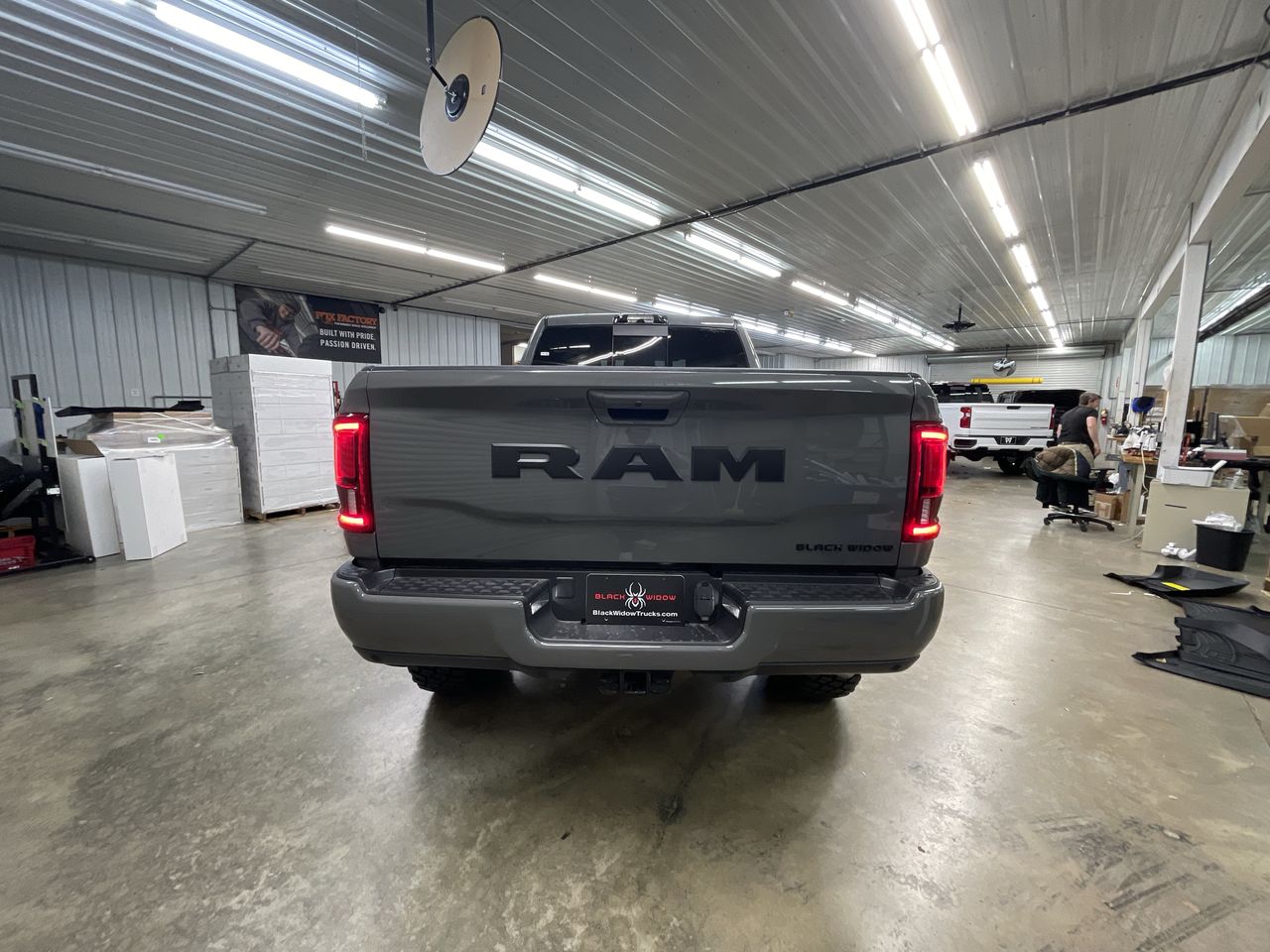 Vehicle Image 7