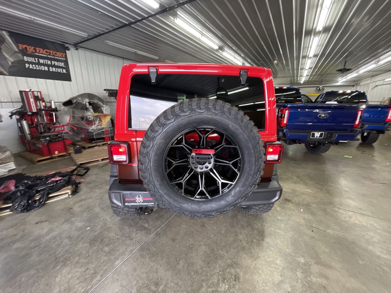 Vehicle Image 7