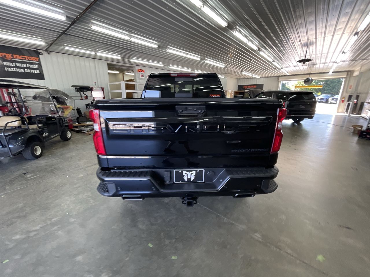 Vehicle Image 6
