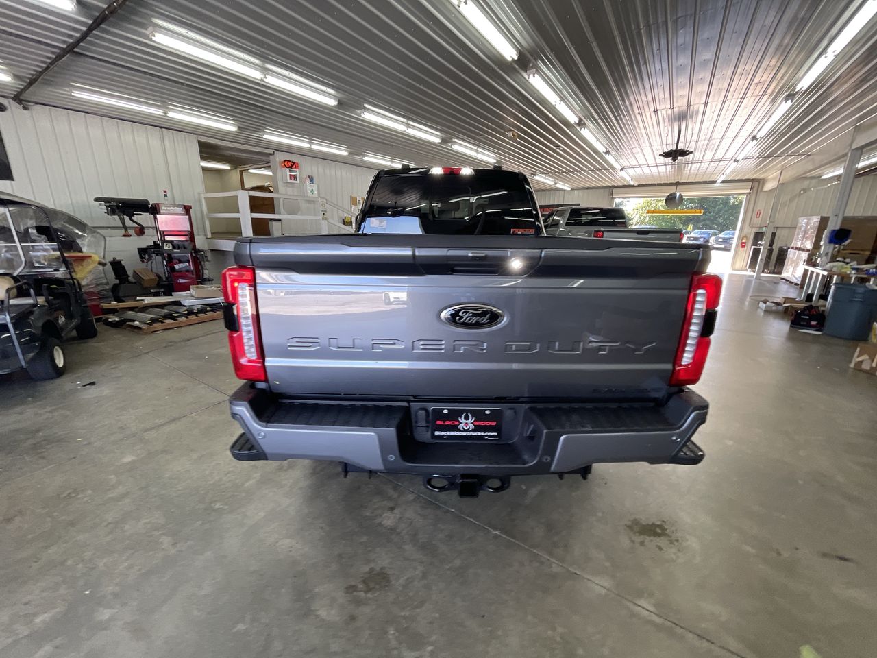 Vehicle Image 6