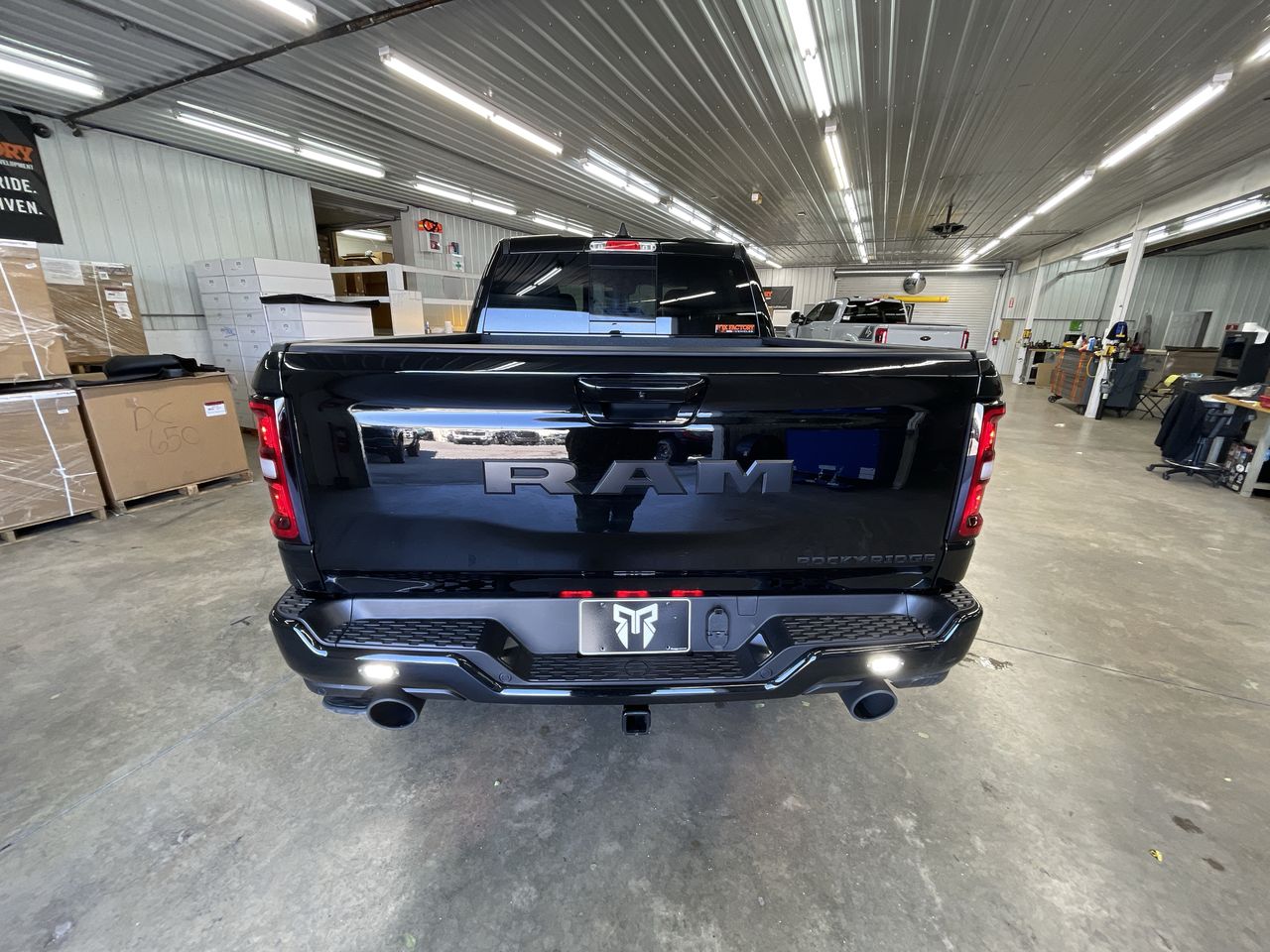 Vehicle Image 7