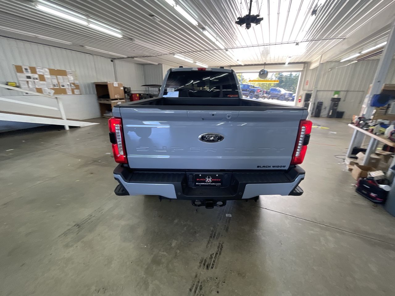 Vehicle Image 6
