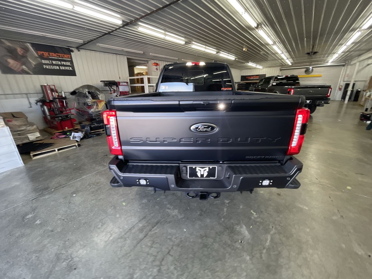 Vehicle Image 7