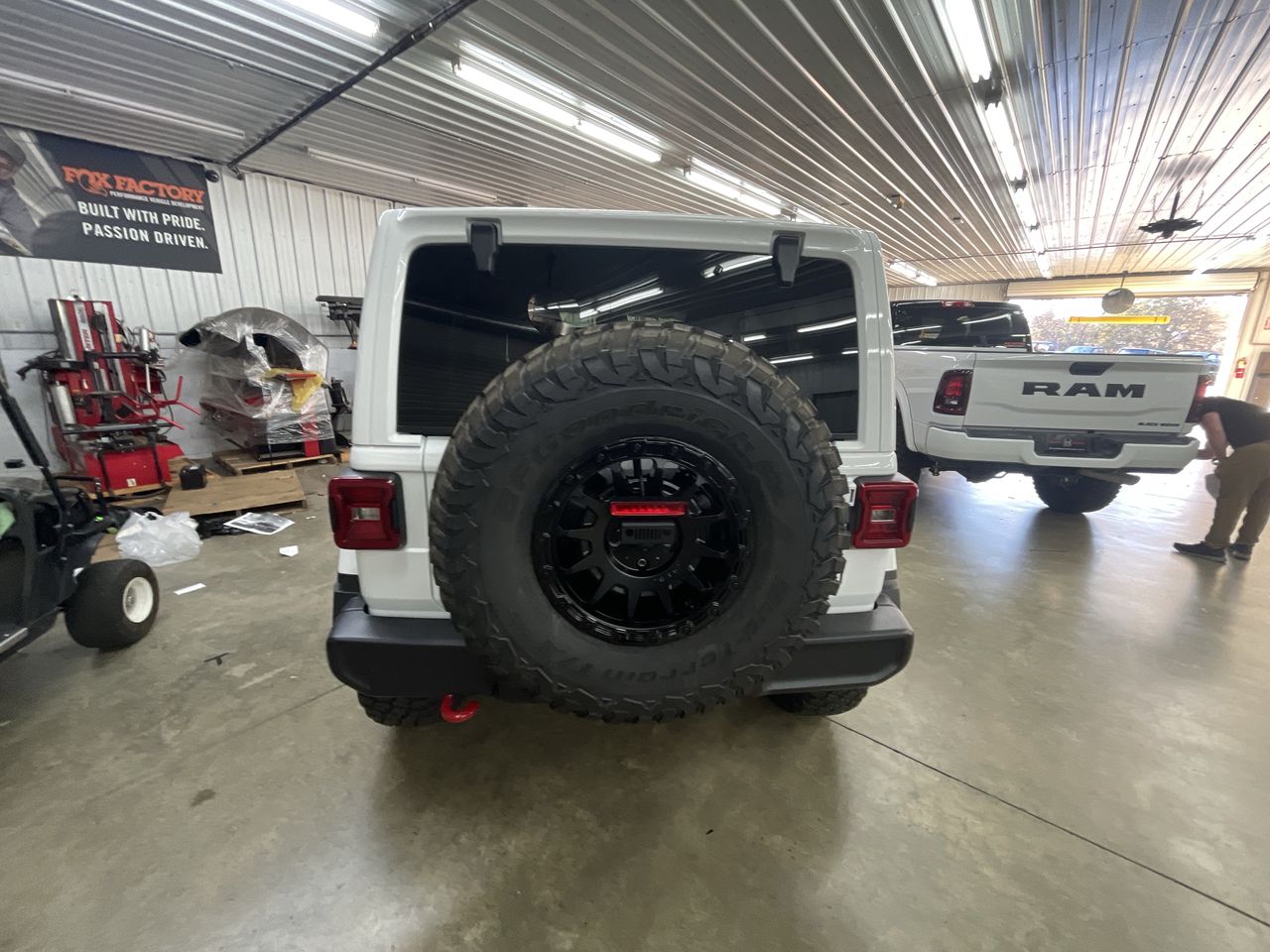 Vehicle Image 7