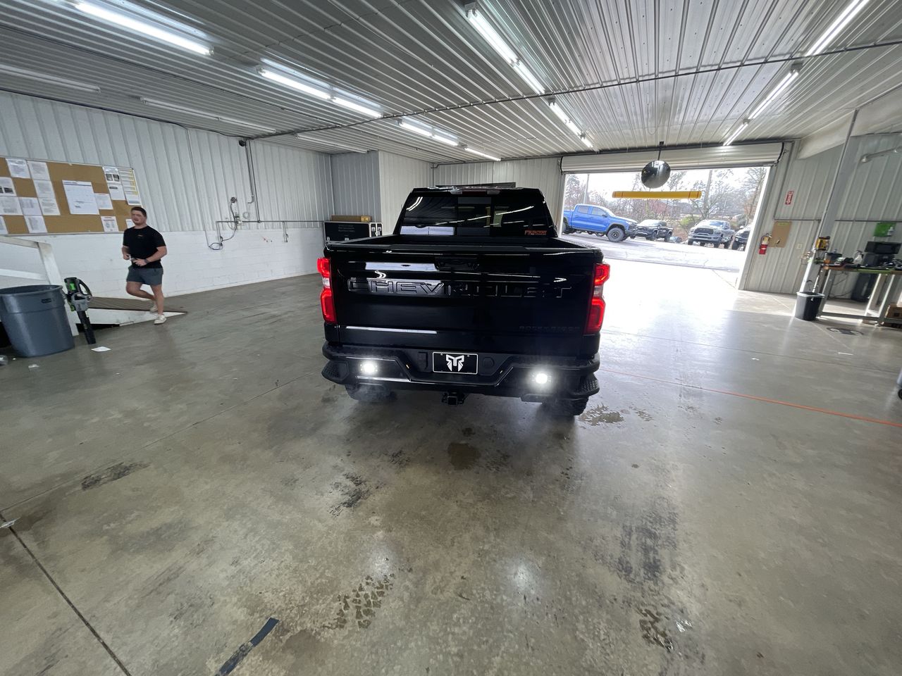 Vehicle Image 7