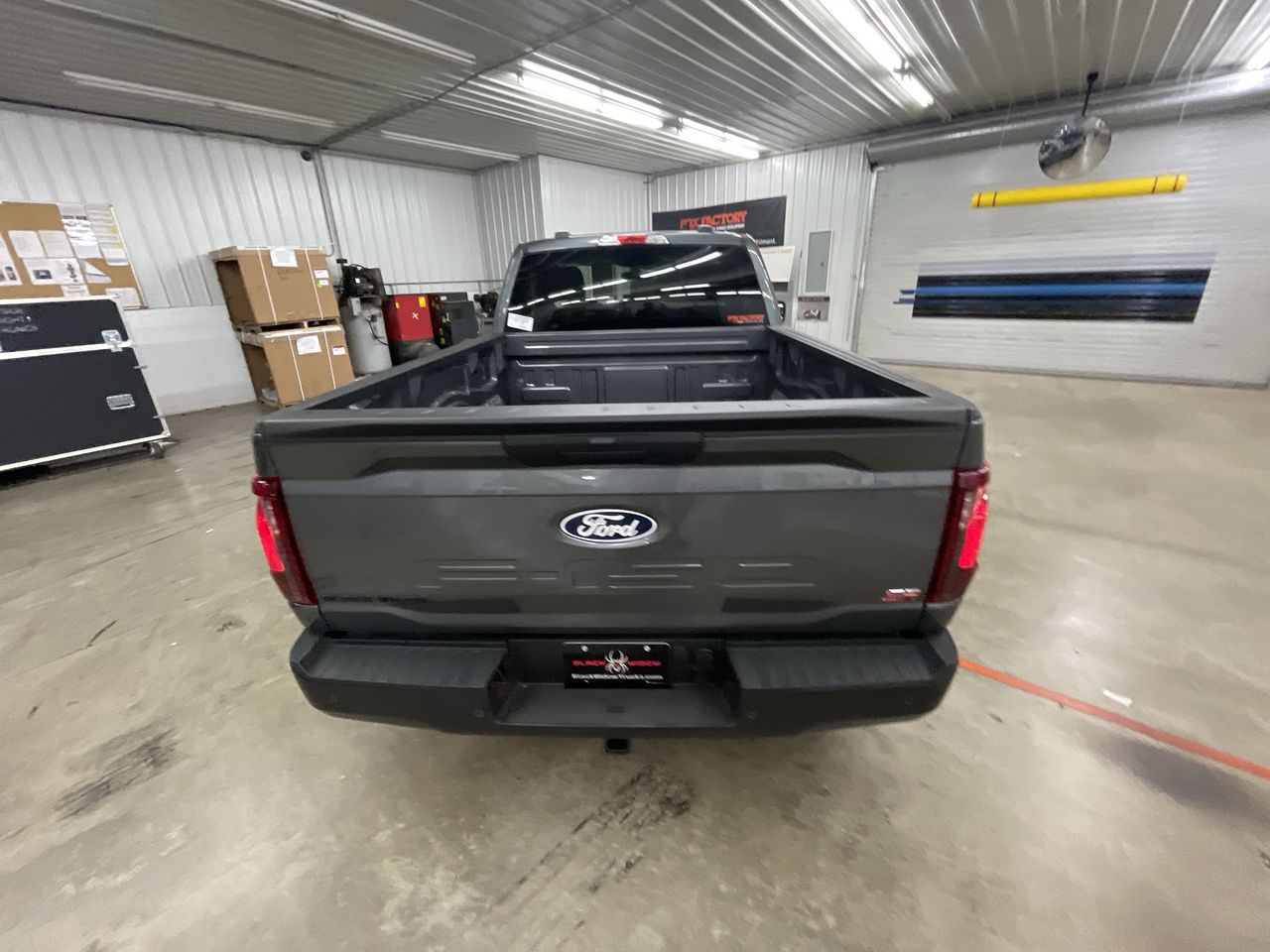 Vehicle Image 7