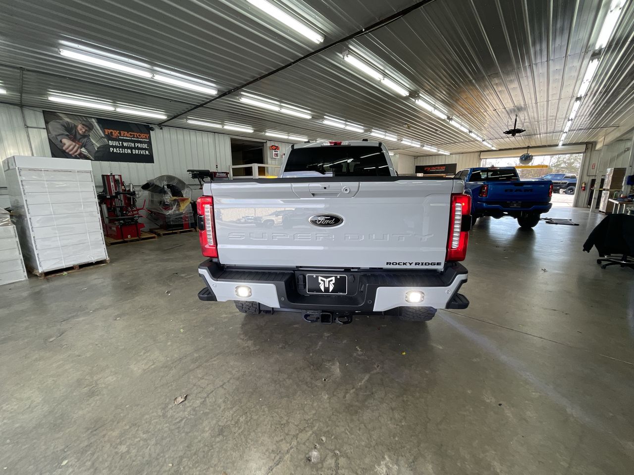 Vehicle Image 7