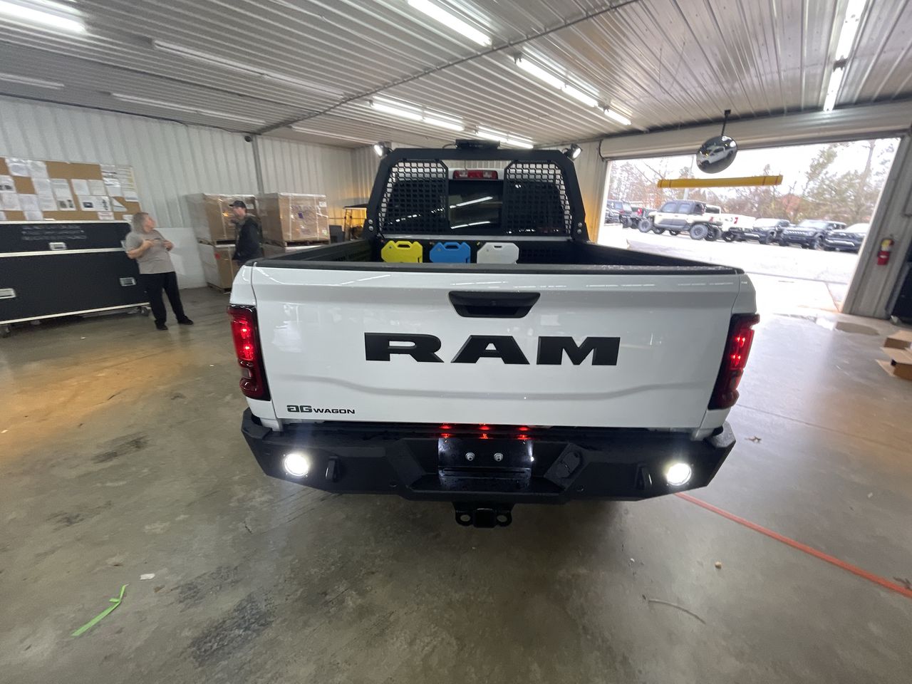 Vehicle Image 7