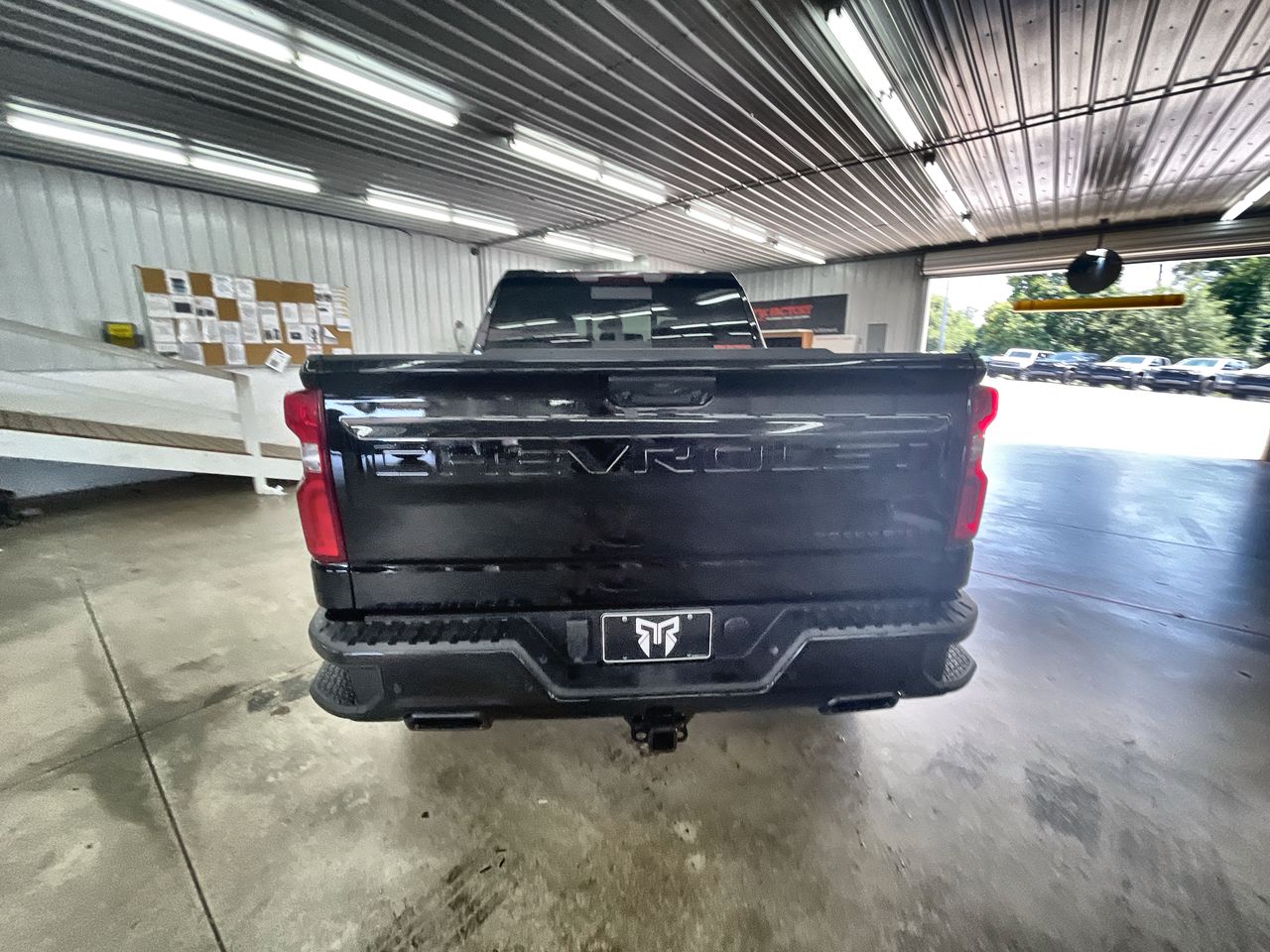 Vehicle Image 7
