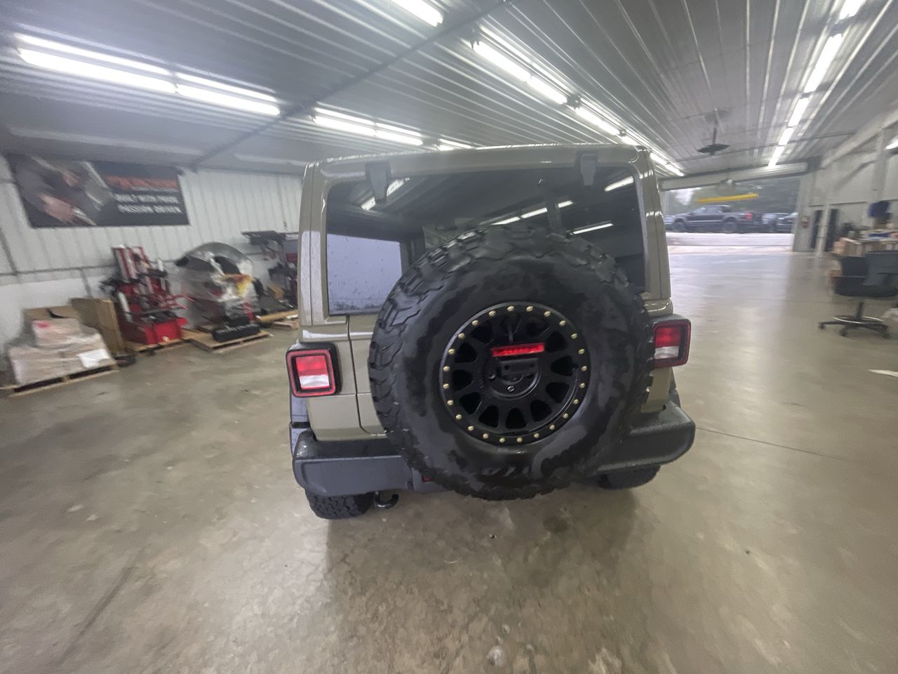 Vehicle Image 7