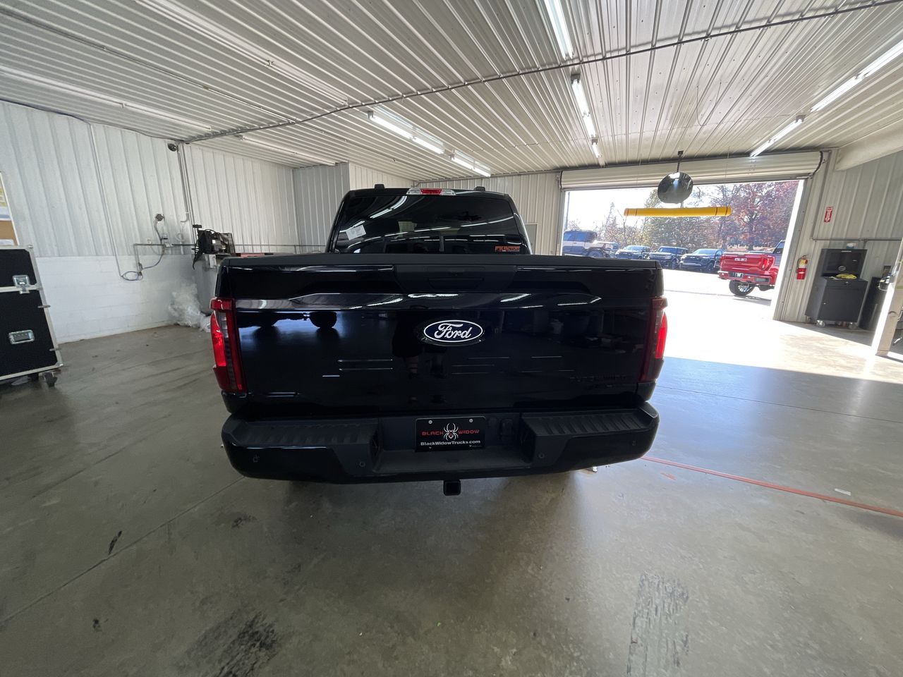 Vehicle Image 7