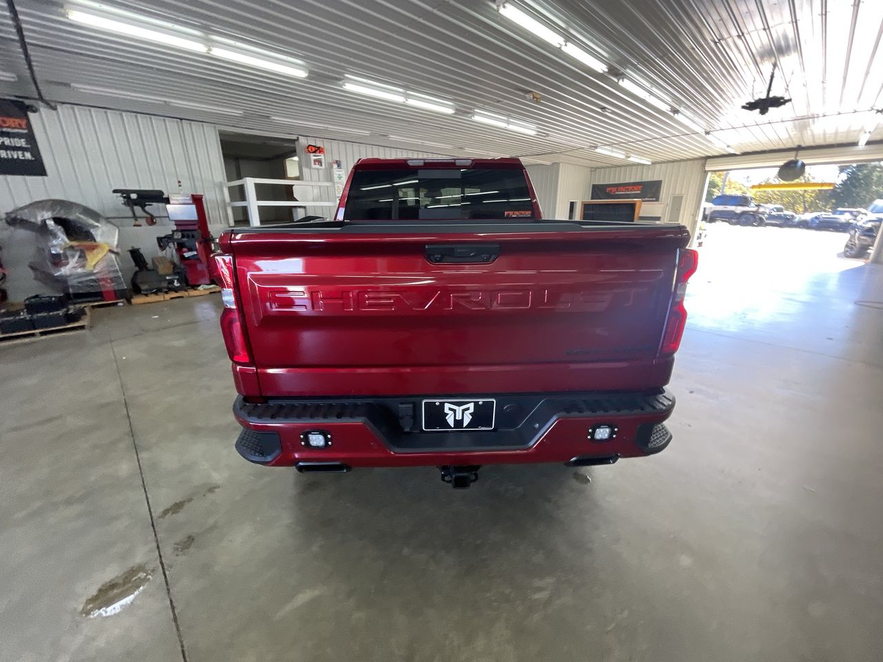 Vehicle Image 7