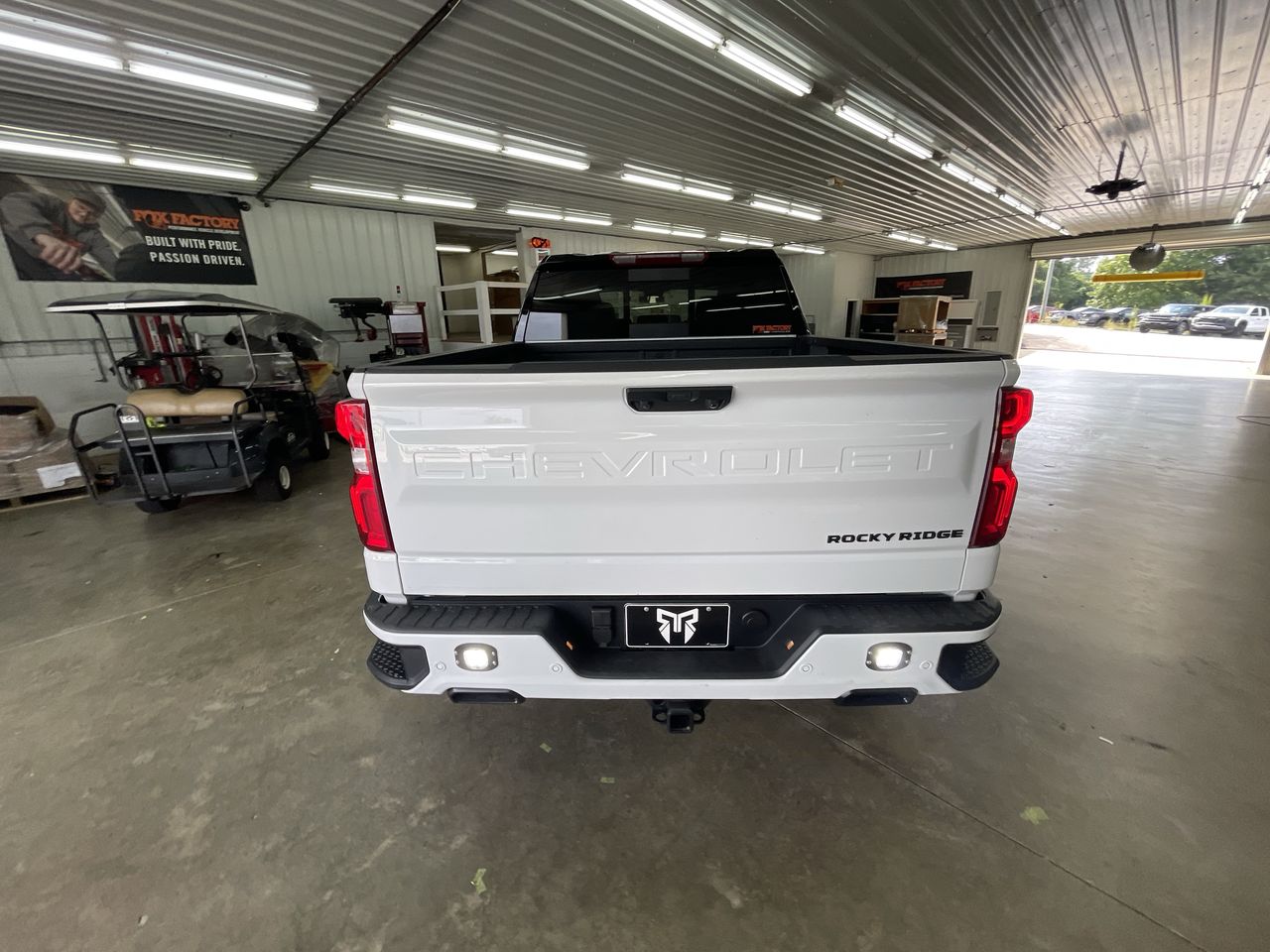 Vehicle Image 6