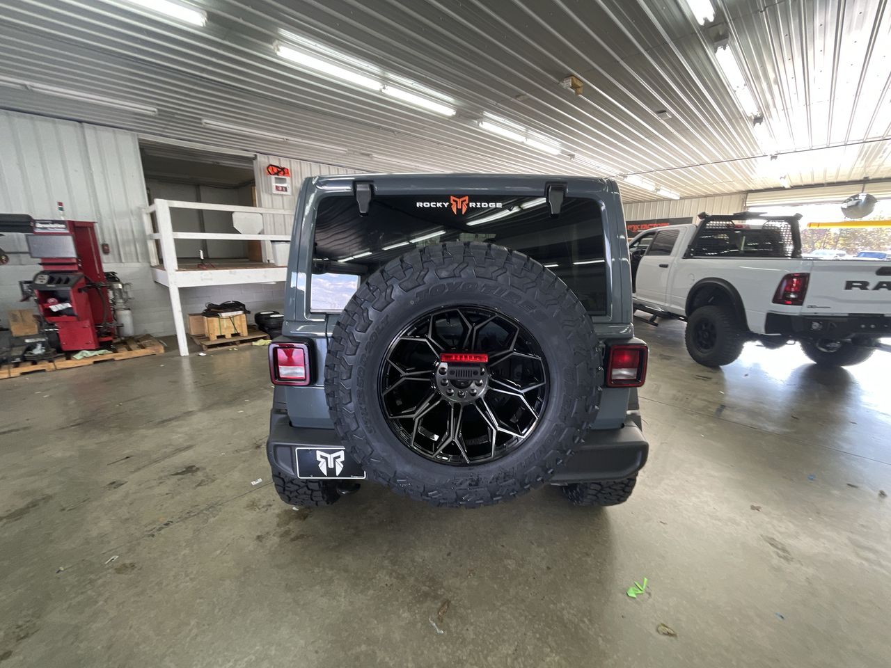 Vehicle Image 7