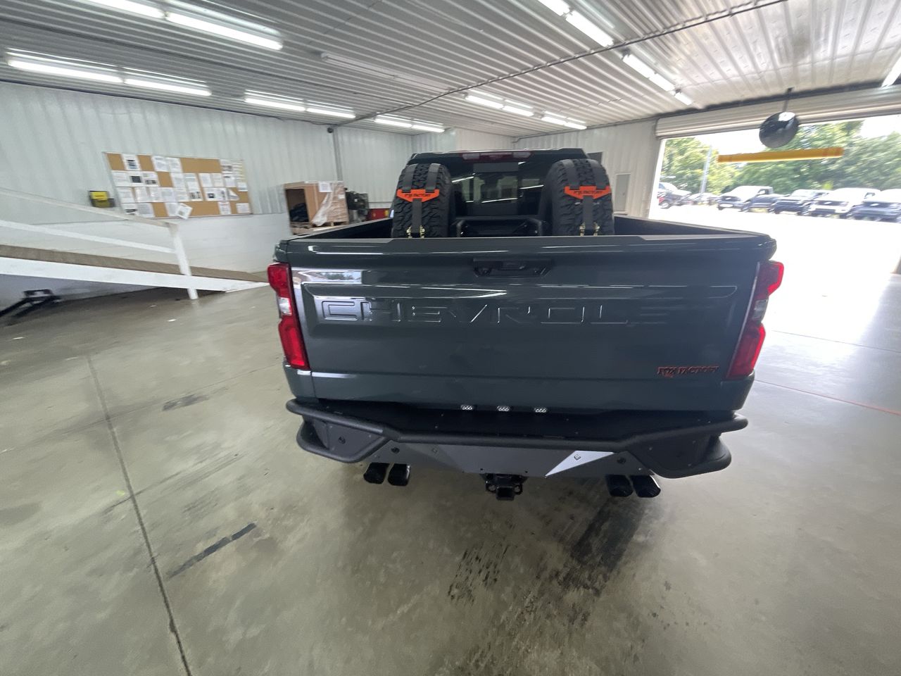 Vehicle Image 7