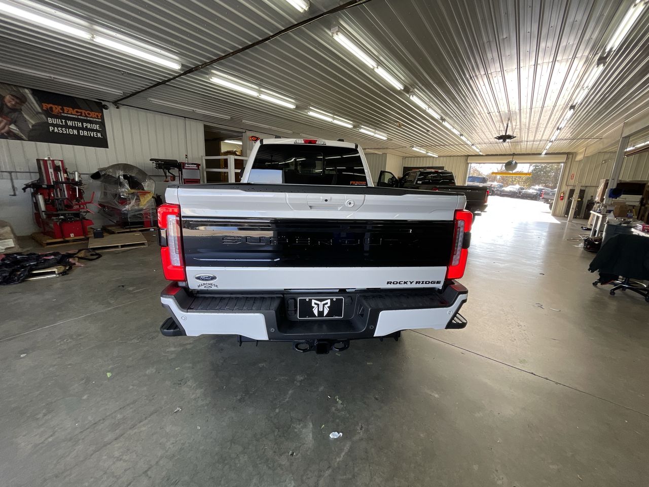 Vehicle Image 7
