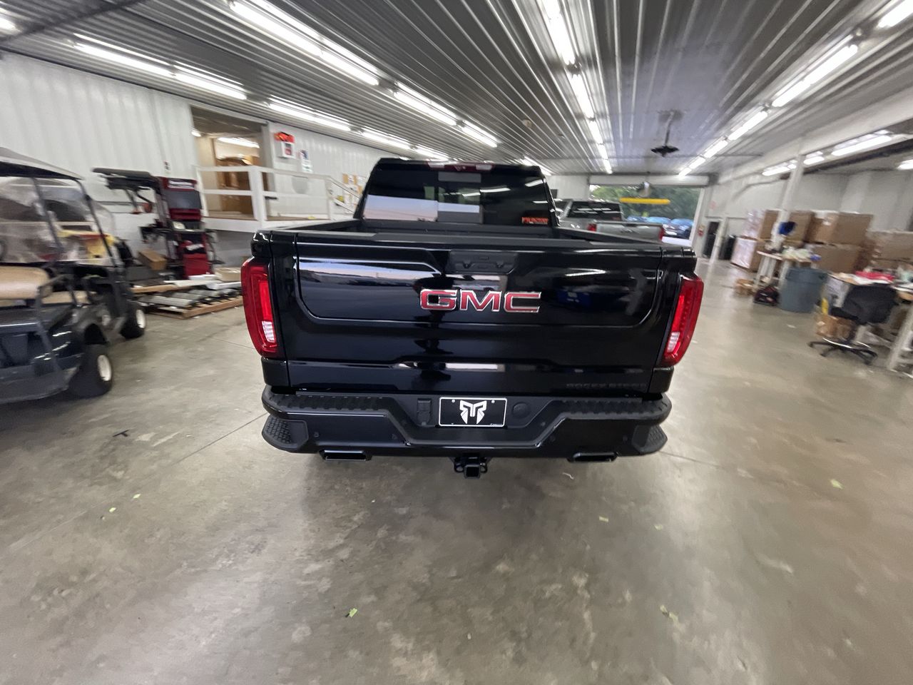 Vehicle Image 6