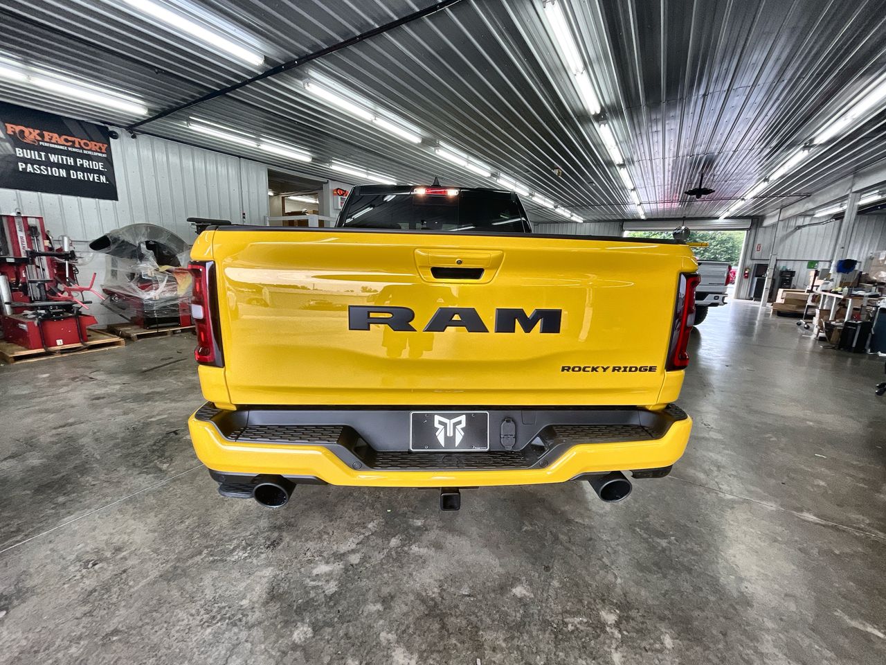 Vehicle Image 7
