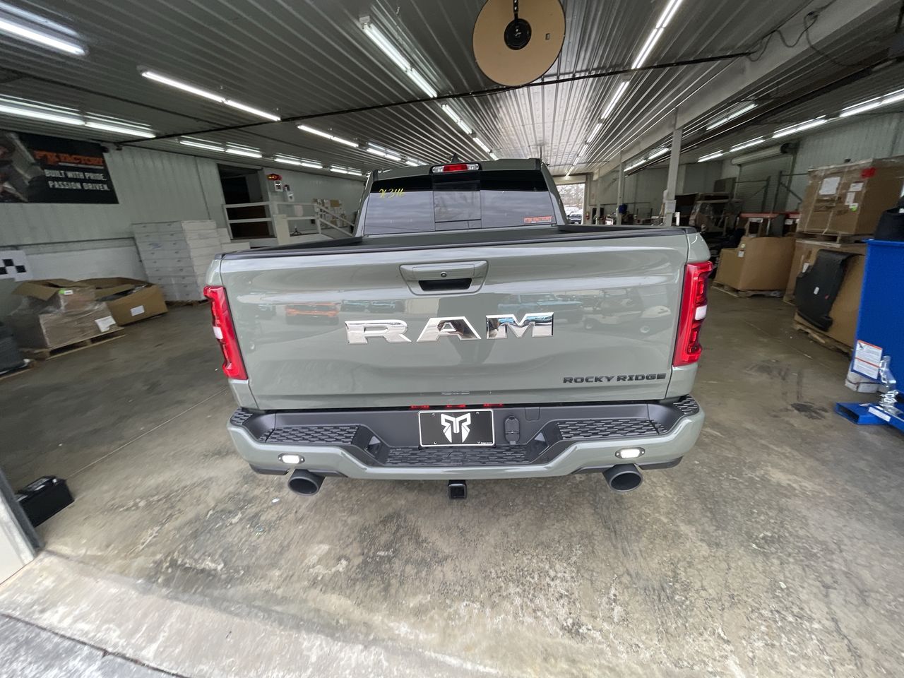 Vehicle Image 7