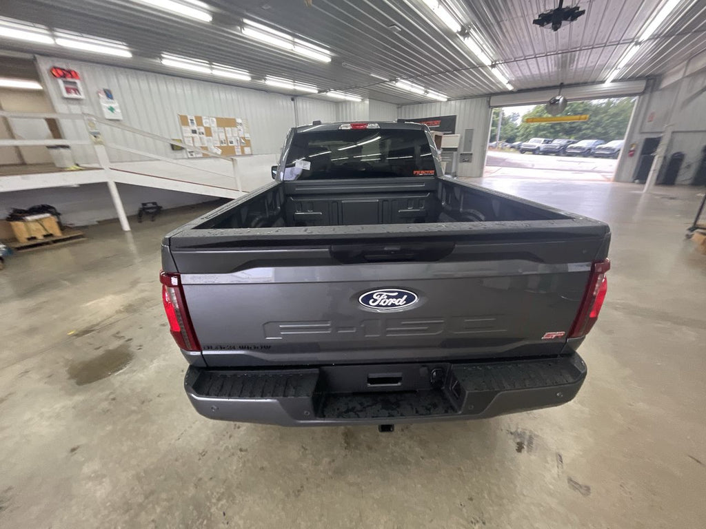 Vehicle Image 6