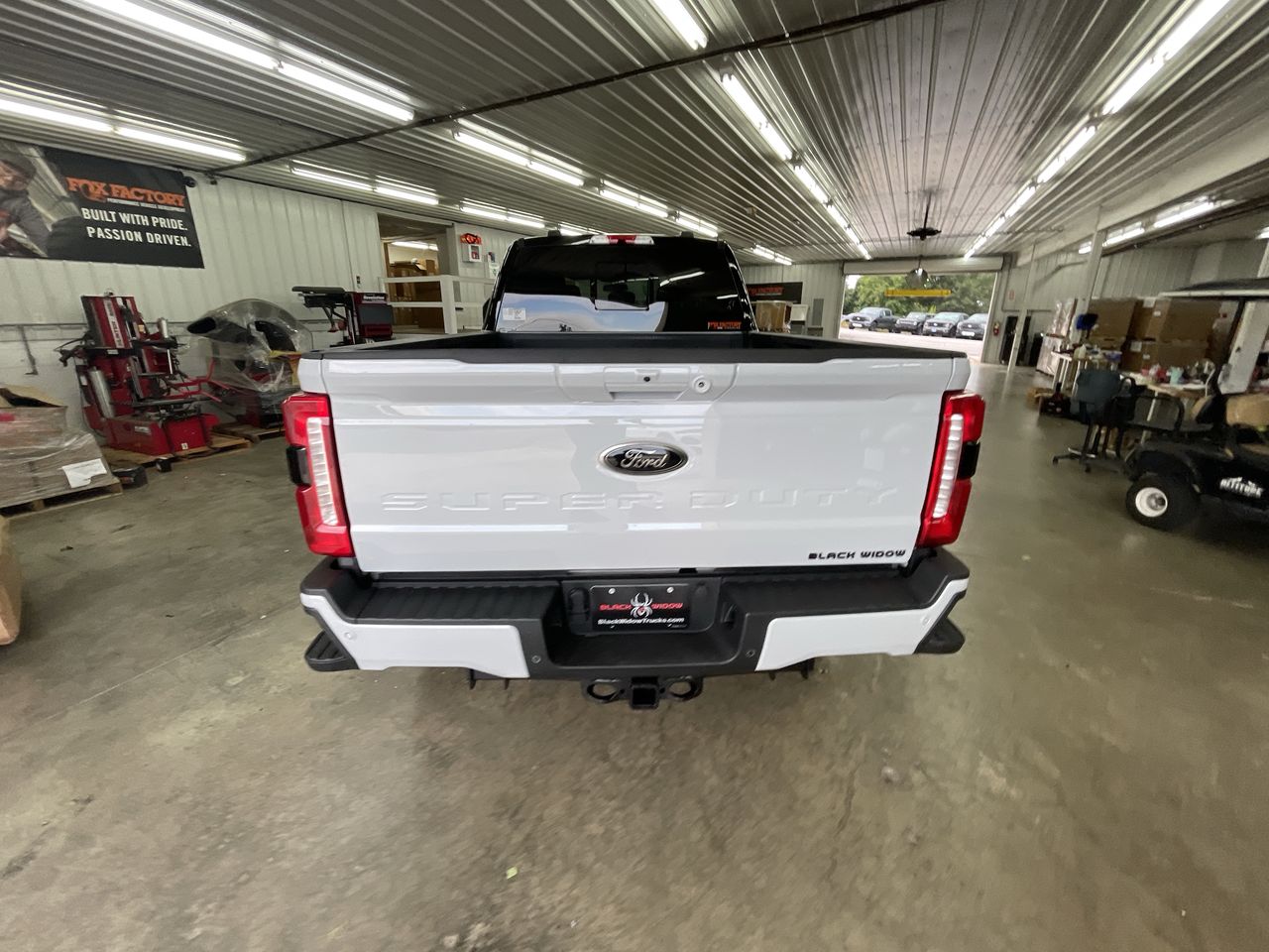 Vehicle Image 6