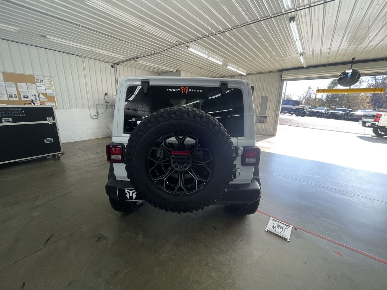 Vehicle Image 7