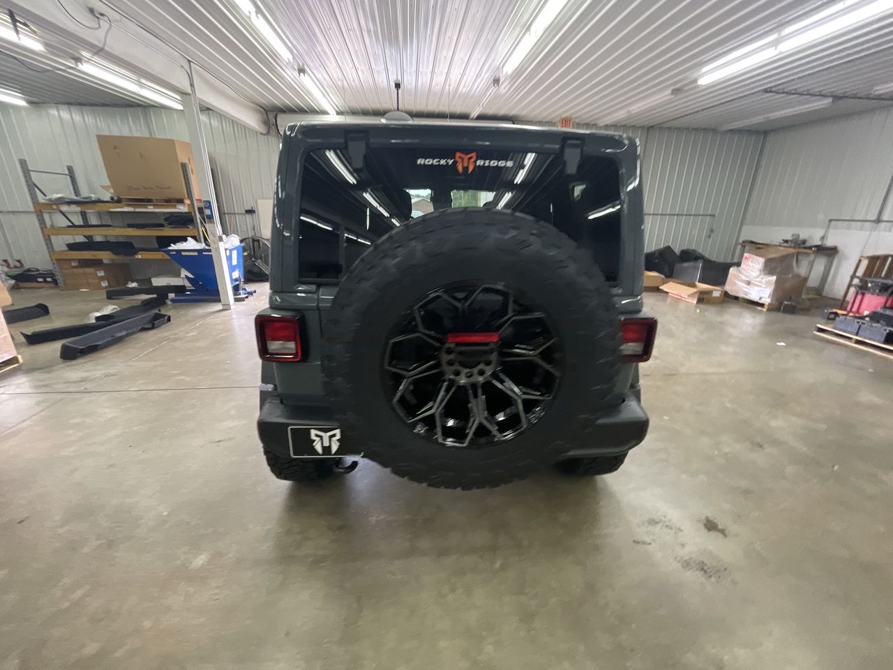 Vehicle Image 6