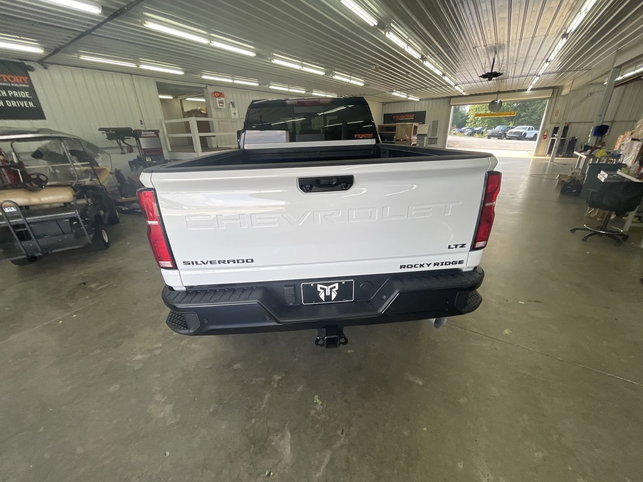 Vehicle Image 6