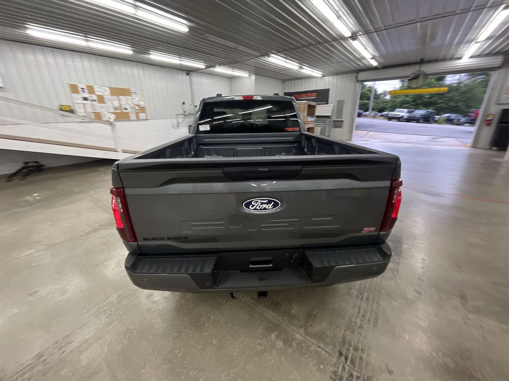 Vehicle Image 6