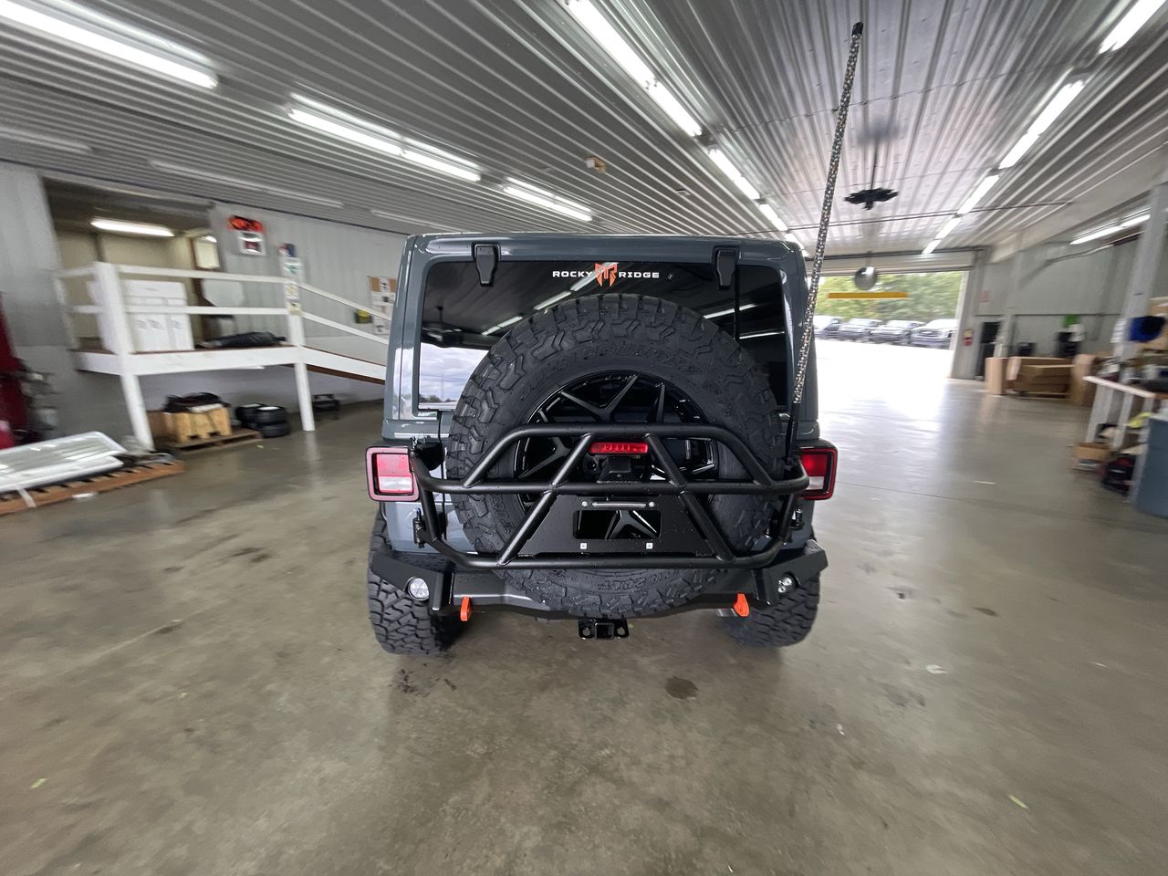 Vehicle Image 6